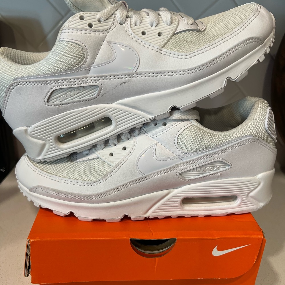 Womens Nike air max 90 size 8